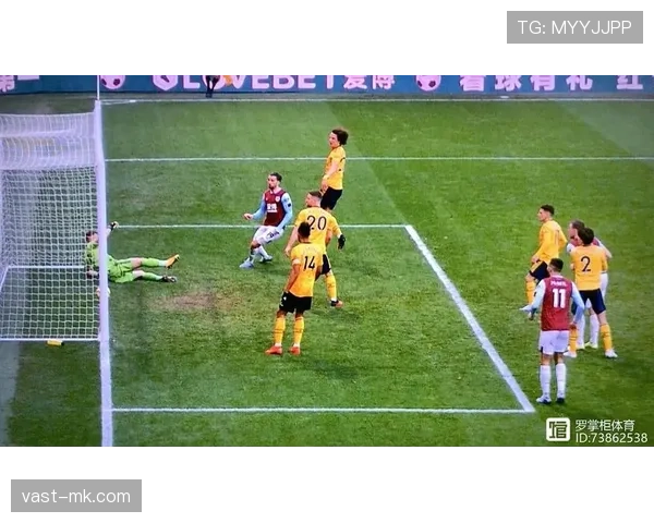 萨拉戈萨中路渗透战术显成效，球队焕然一新助力连胜进程